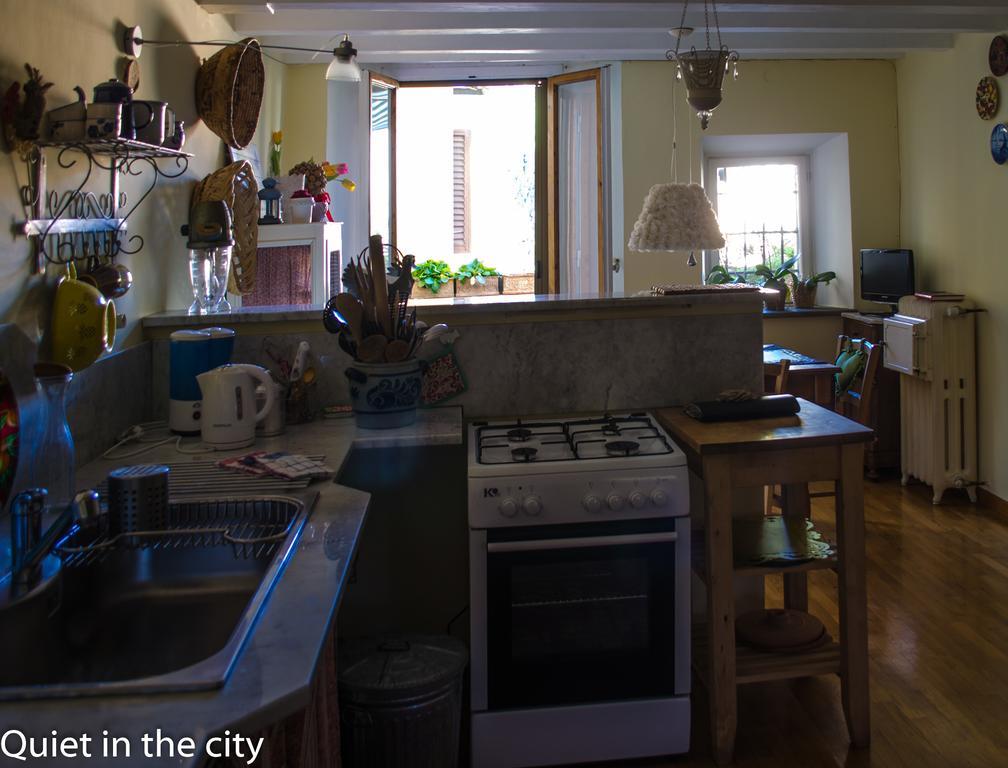 Apartments Quiet In The City Флоренция Номер фото