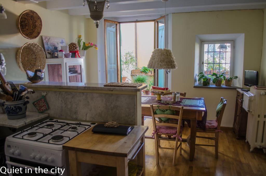 Apartments Quiet In The City Флоренция Номер фото